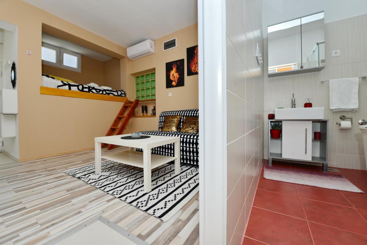 Pop&Rock Holiday House Zadar Buitenkant foto