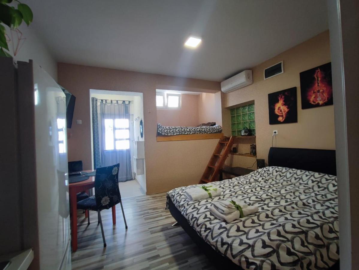 Pop&Rock Holiday House Zadar Buitenkant foto